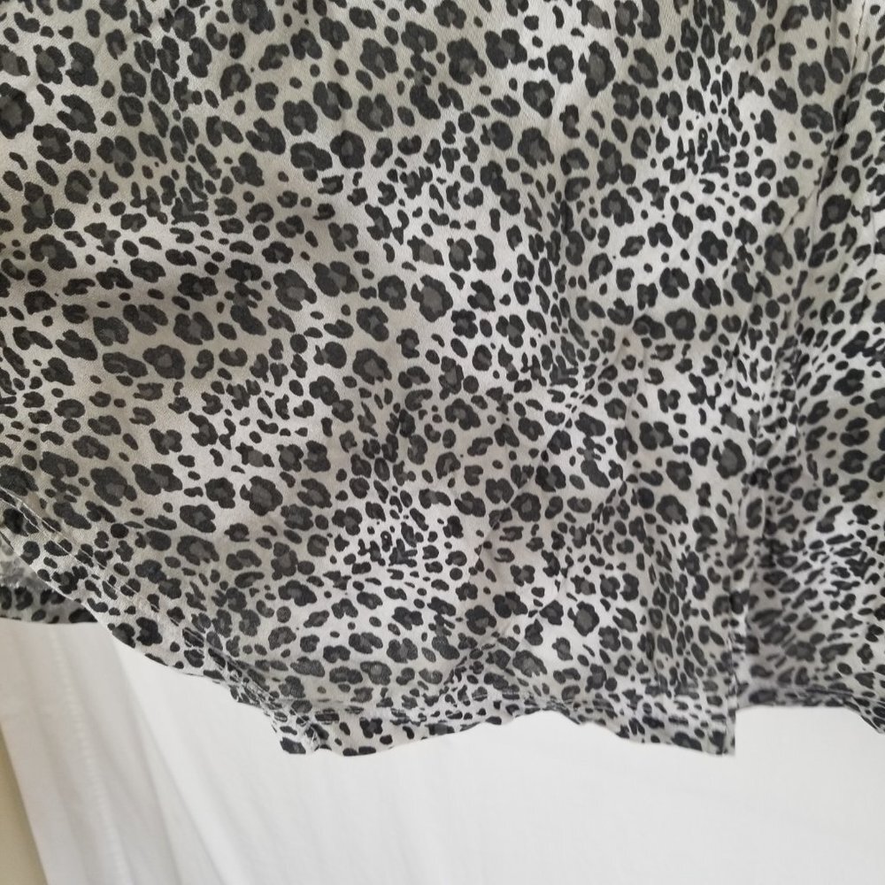 Splendid animal printed racer back tank to size XS (232) - Picture 5 of 7